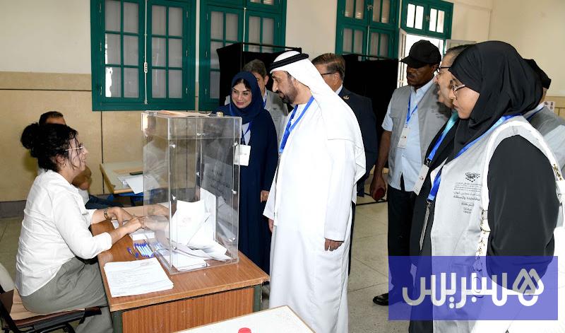 مراقبون دوليون يرصدون سير الانتخابات