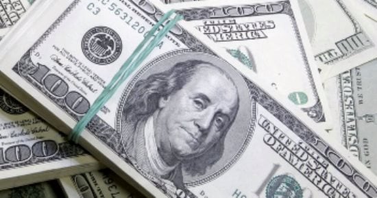 سعر الدولار على مدار الساعة.. 51.57 جنيه شراء الأخضر فى البنك الأهلى