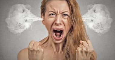 خبير نفسى يقدم نصائح سهلة للتحكم فى الغضب والعصبية الزائدة