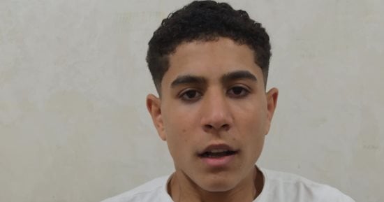 "مليح الوجه" ابتهال بصوت الطالب مصطفى يجذب القلوب بصوته الخاشع