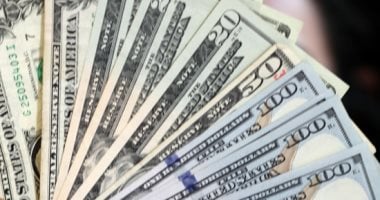 ثبات سعر الدولار مقابل الجنيه فى البنوك اليوم الأحد 27-9-2026