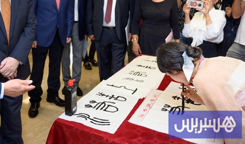 اللغة الصينية تدخل المصنع المغربي وتتحول إلى أداة للعمل اليومي
