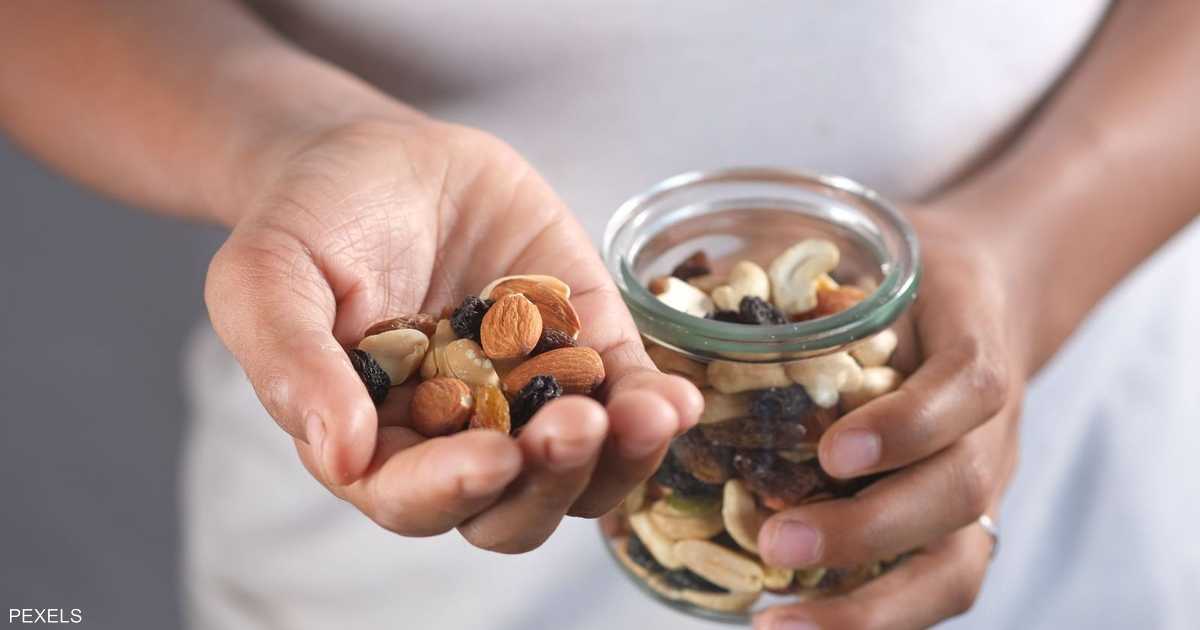 المكسرات وضغط الدم.. ارتباط ترصده دراسة جديدة