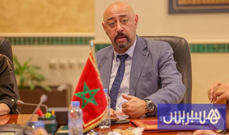 بعد أيام من الجدل .. عمدة طنجة "المبحوث عنه" يعود من إسبانيا