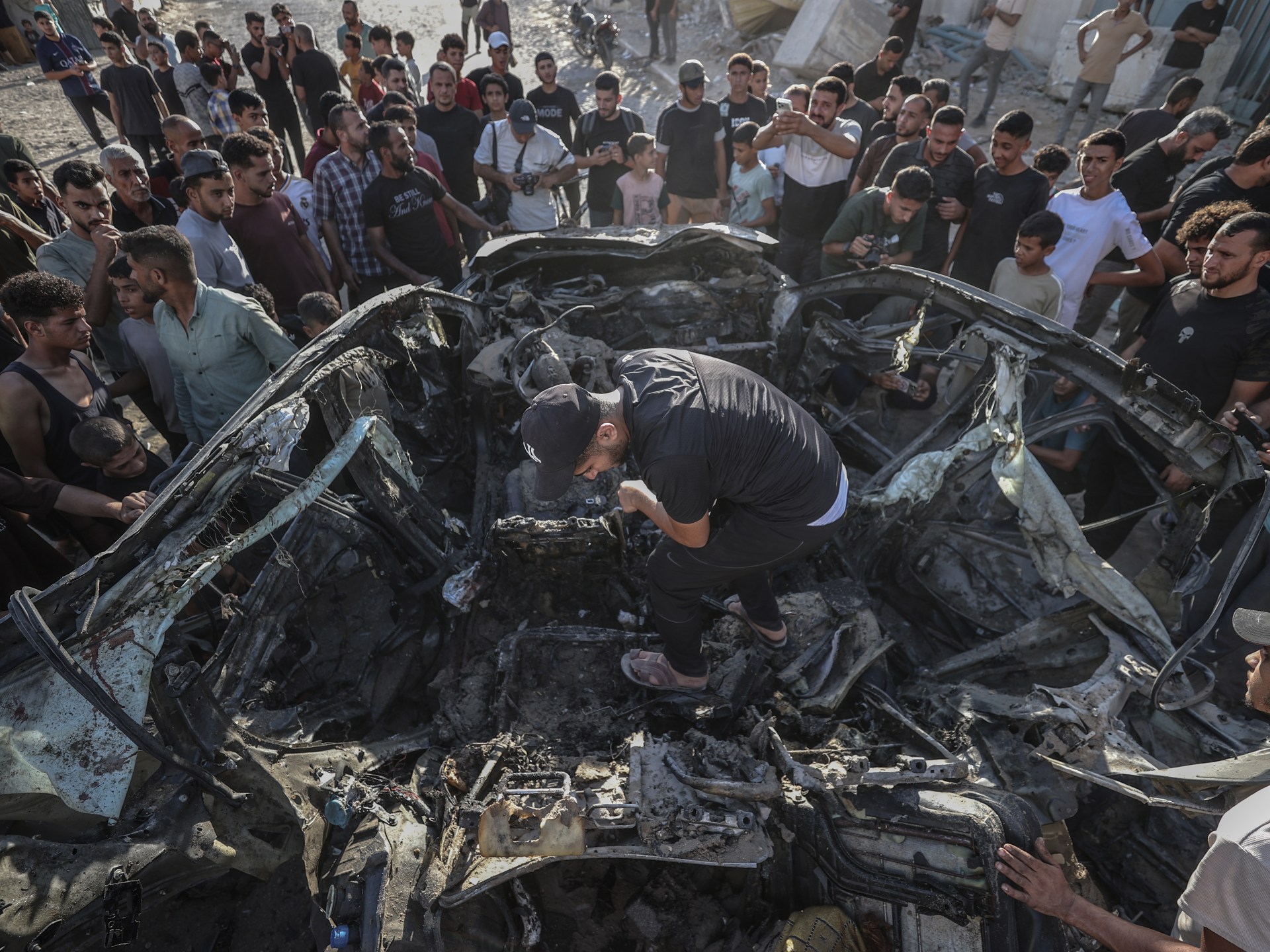 فلسطيني يستشهد باستهداف سيارته في غزة