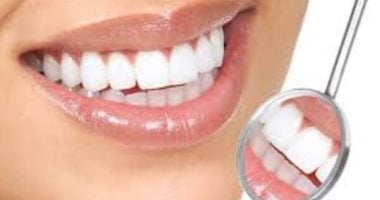 غسول الفم.. متى يكون مفيدًا ومتى يتحول إلى مشكلة صحية؟