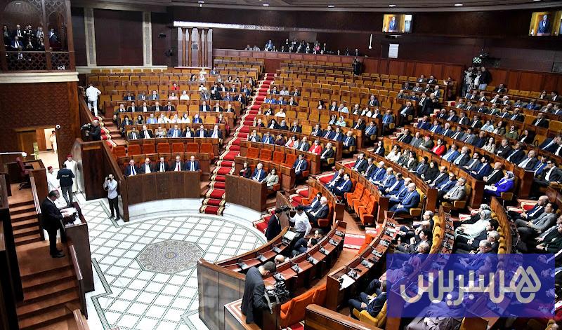 موعد افتتاح البرلمان يزيد الضغط على مشاورات تشكيل "حكومة المنصوري"