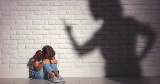 مش لعب عيال.. أنواع المشاجرات بين الإخوة بالطفولة وكيفية التعامل معها