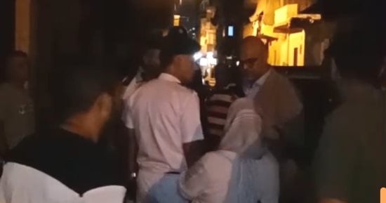 محافظ الإسكندرية يتفقد العقار المائل منطقة أمبروزو.. فيديو