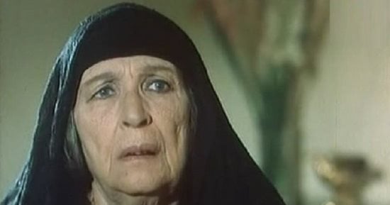 حكاية من زمن فات .."مالكيش مرتب يا ست أمينة" الجملة التي قلبت حياة أمينة رزق