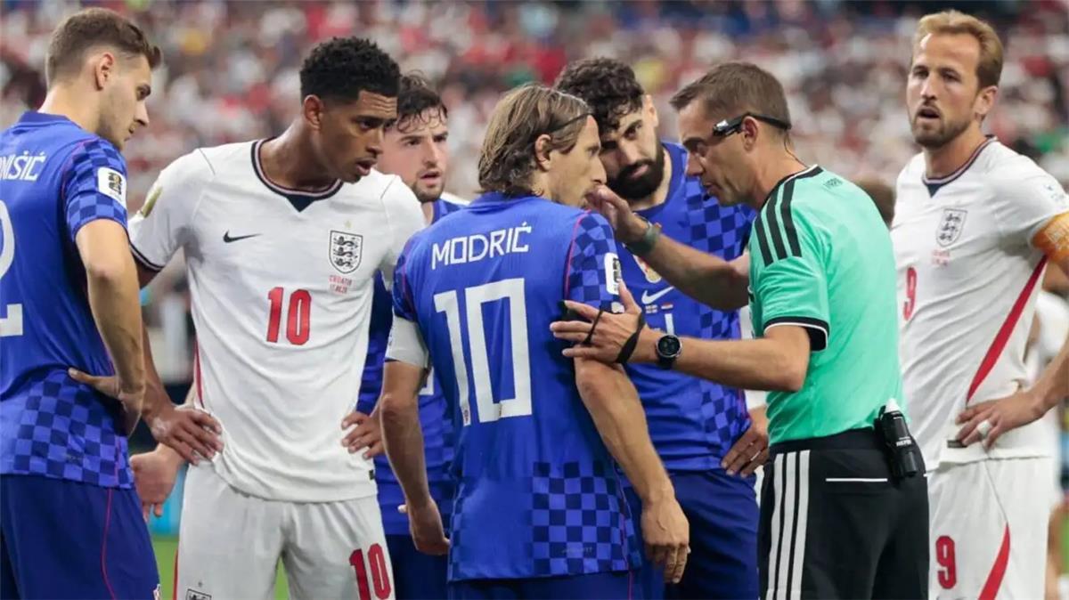 مودريتش يعلق على الهزيمة أمام إنجلترا