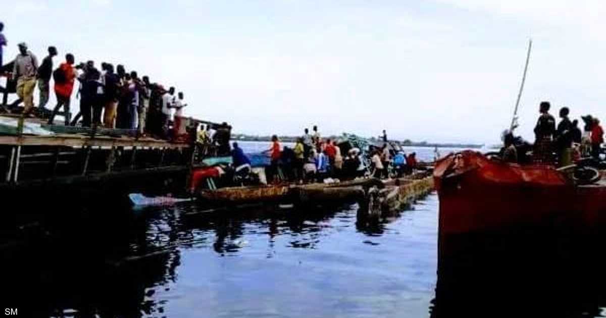 عشرات القتلى والمفقودين في تصادم قاربين بنهر الكونغو