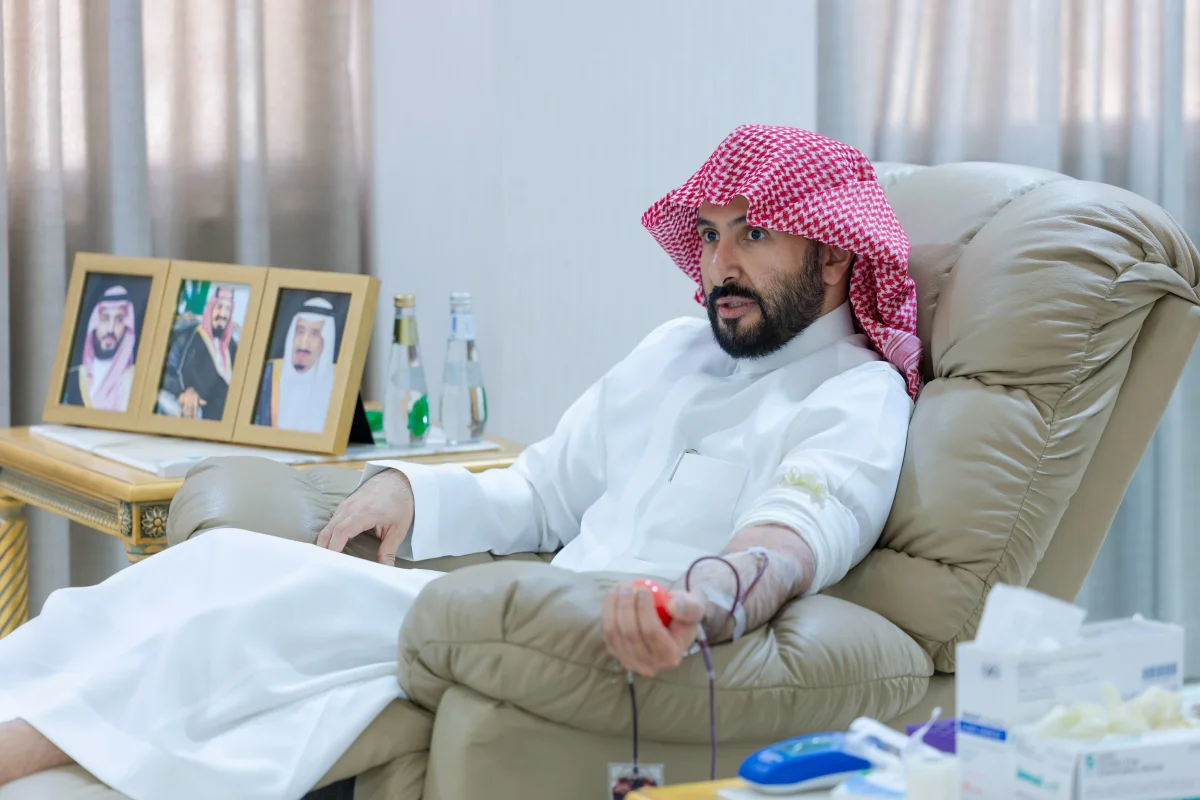 رئيس وأعضاء المجلس الأعلى للقضاء يشاركون في حملة التبرع بالدم التي أطلقها ولي العهد