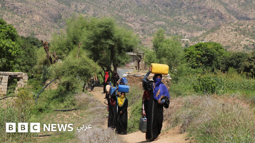 "رهنت بطاقتي الشخصية كي أتمكن من الولادة" قصص النزوح في تعز