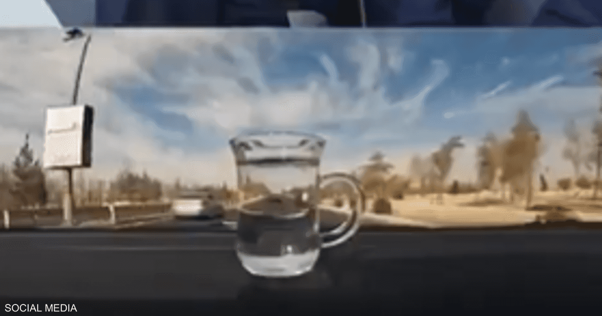 بكوب ماء.. وزير النقل السوري يختبر طريق مطار دمشق