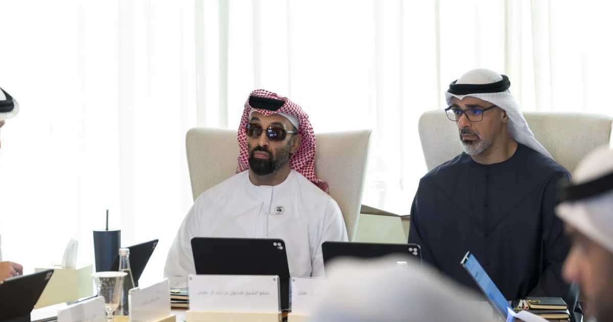 طحنون بن زايد: هدفنا صياغة مستقبل الذكاء الاصطناعي