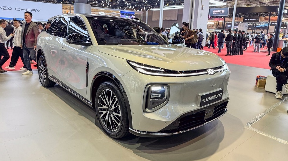 روسيا تطرح سيارة "Changan Nevo Q07" الهجينة