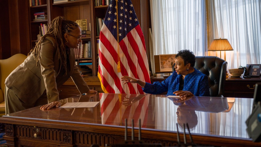 وثيقة Ava DuVernay '14th' ستقدم أغنية أصلية جديدة لبريتاني هوارد وروبرت جلاسبر للحصول على جائزة الأوسكار (حصريًا)