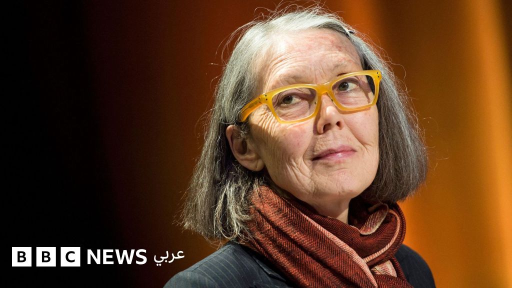 آن كارسون: شاعرة كندية "جريئة ومبتكرة" تفوز بجائزة نوبل في الأدب