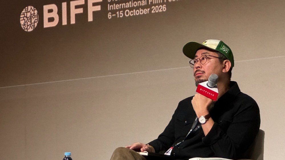 يتتبع Na Hong-Jin قصص "The Chaser" و"The Wailing" و"Hope" في Bar Talk والشامان ومخاوف الحرب في دورة Busan Masterclass