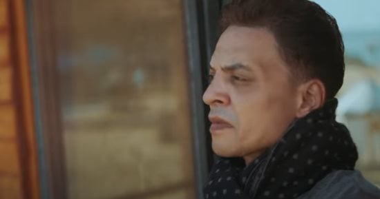 طارق الشيخ يحضر مفاجآت غنائية جديدة لجمهوره.. أغنيات سينجل قريبًا