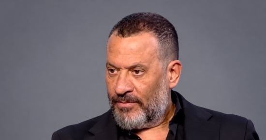تشييع جنازة حفيد ماجد المصرى اليوم من مسجد حسن الشربتلى بالتجمع