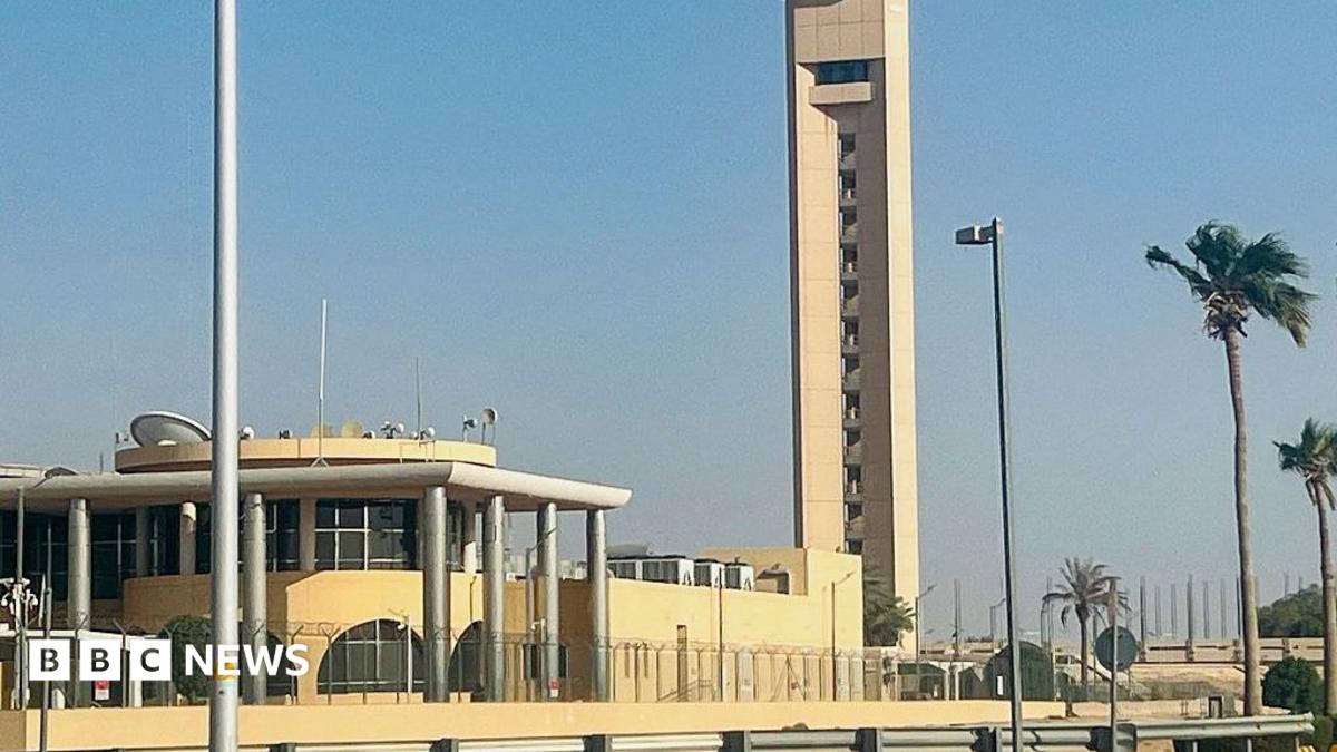 عدة جرحى في هجوم على مطار العاصمة السعودية الرياض