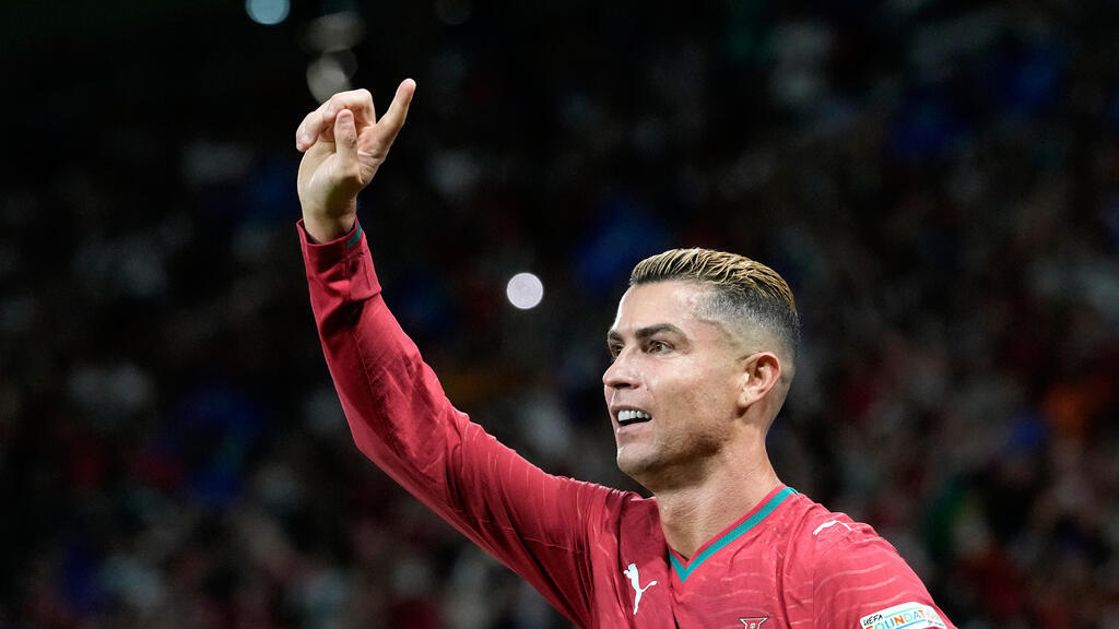 البرتغال تفرض عقوبة الإيقاف المؤقت على رونالدو بسبب تركه المنتخب الوطني