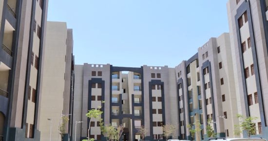 كنا فين وبقينا فين.. شاهد كيف أصبحت الأرض الصحراوية فى أخميم الجديدة.. صور