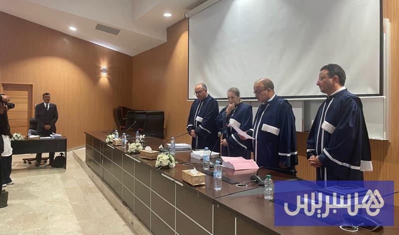 أطروحة تناقش الذكاء الاصطناعي والإدارة