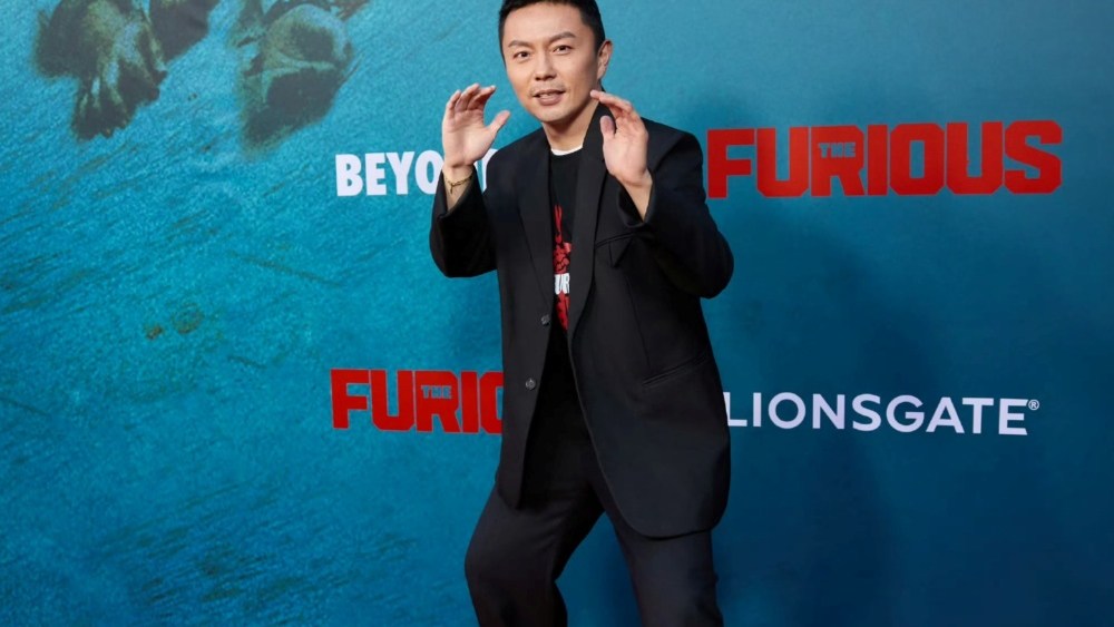 النجمة "The Furious" Xie Miao تتصدر فيلم الإثارة والجريمة في الفنون القتالية في الولايات المتحدة لصالح Stars Collective (حصريًا)