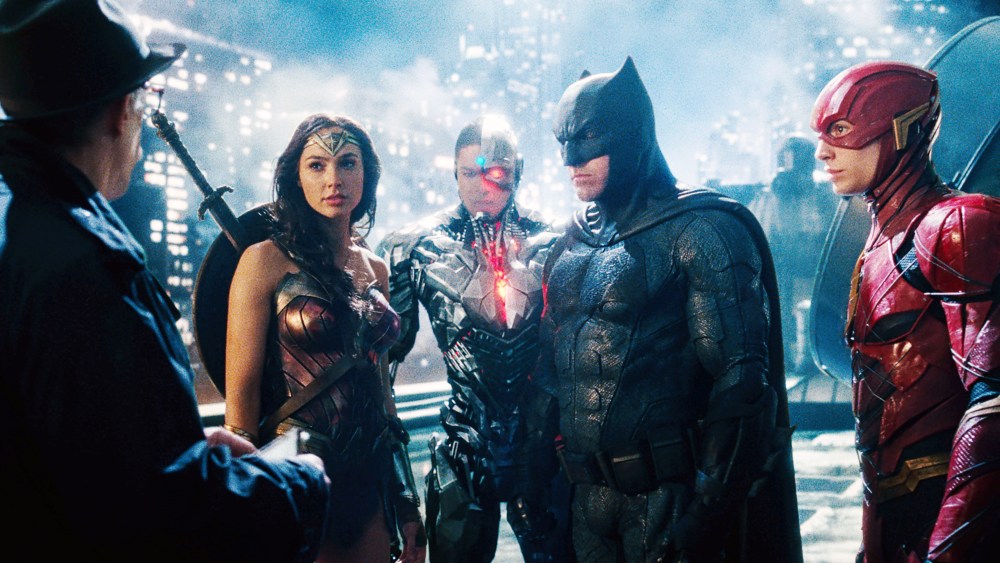 بن أفليك يدعو "Justice League" إلى "النقطة المنخفضة في مسيرتي": "لقد كان الأمر مثيرًا للاشمئزاز" كيف استبدل الاستوديو زاك سنايدر بجوس ويدون