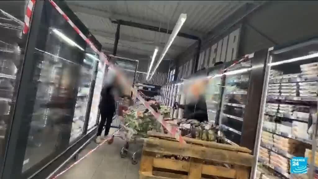 أغلقت المتاجر الكبرى الفرنسية ثلاجاتها بعد هجوم إلكتروني "غير مسبوق".
