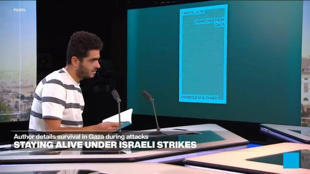 "الأمل ثقيل للغاية": الشاعر يتحدث عن مصيره المفجع وخسائره العاطفية وكفاحه من أجل البقاء في غزة