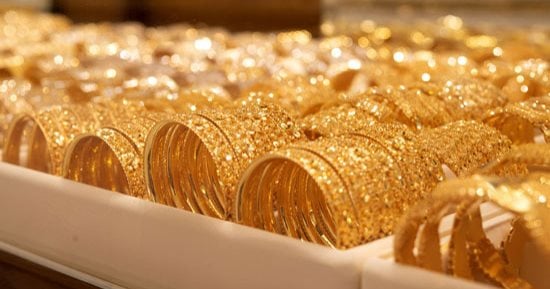 أسعار الذهب في البحرين تتراجع مع قوة الدولار رغم استمرار مخاوف التضخم في مصر اليوم الثلاثاء 13 أكتوبر 2026