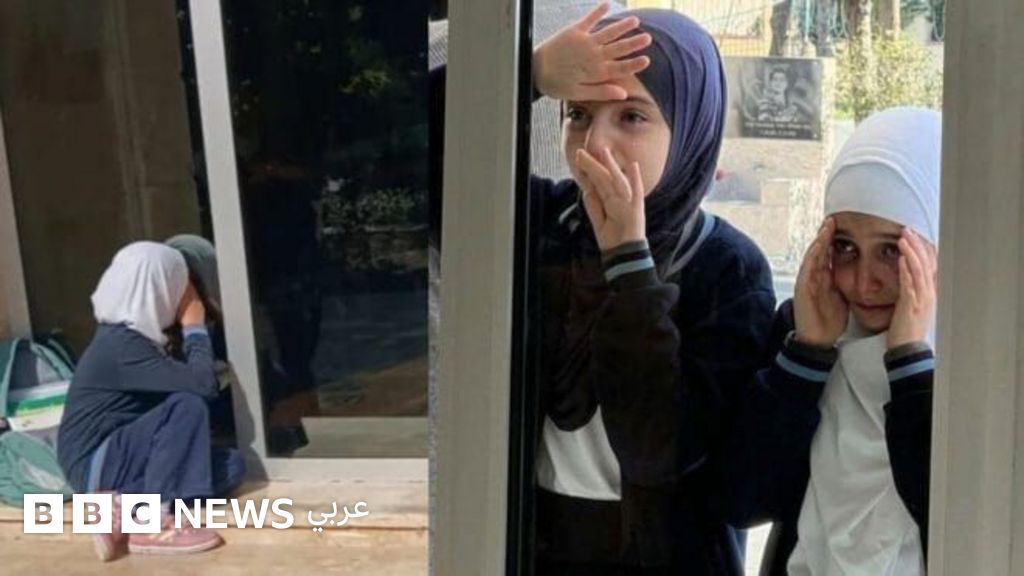 "حظر الحجاب" يفجر أزمة في أذربيجان، وتحذيرات لتركيا من التدخل، فما الذي جاء في القرار الرسمي؟