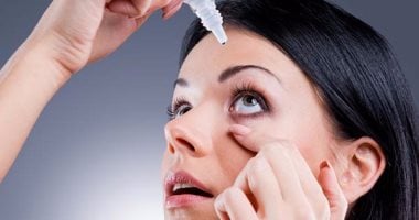 مخاطر الإفراط فى استخدام قطرات العين وكيف تحافظ عليها من التلوث