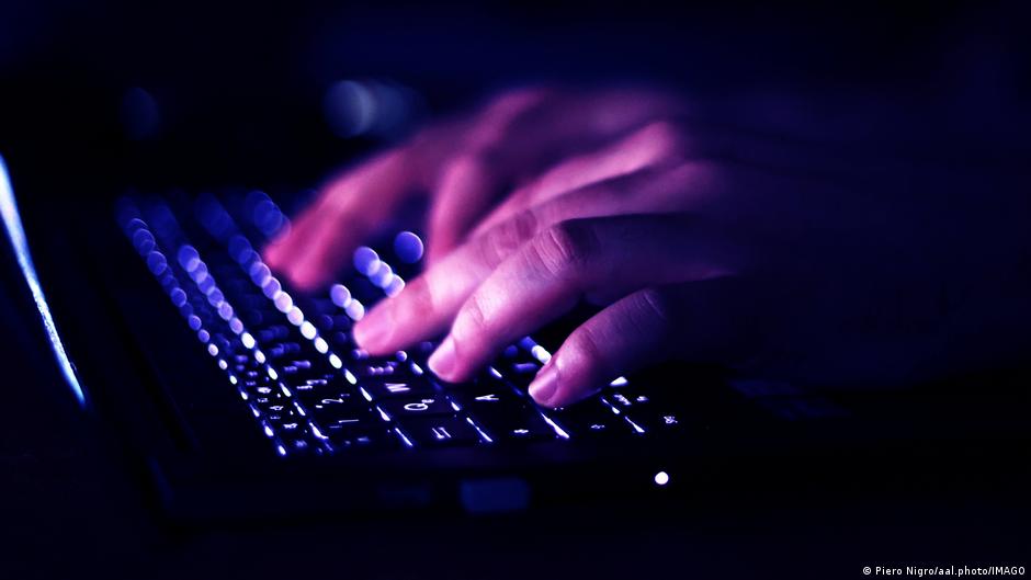 شركة إسرائيلية استخدمت الإعلانات للتجسس على مئات الملايين من البشر