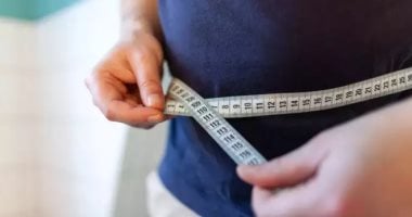 تخطى الوجبات خلال رحلة إنقاص الوزن قد يؤدى إلى نتائج عكسية