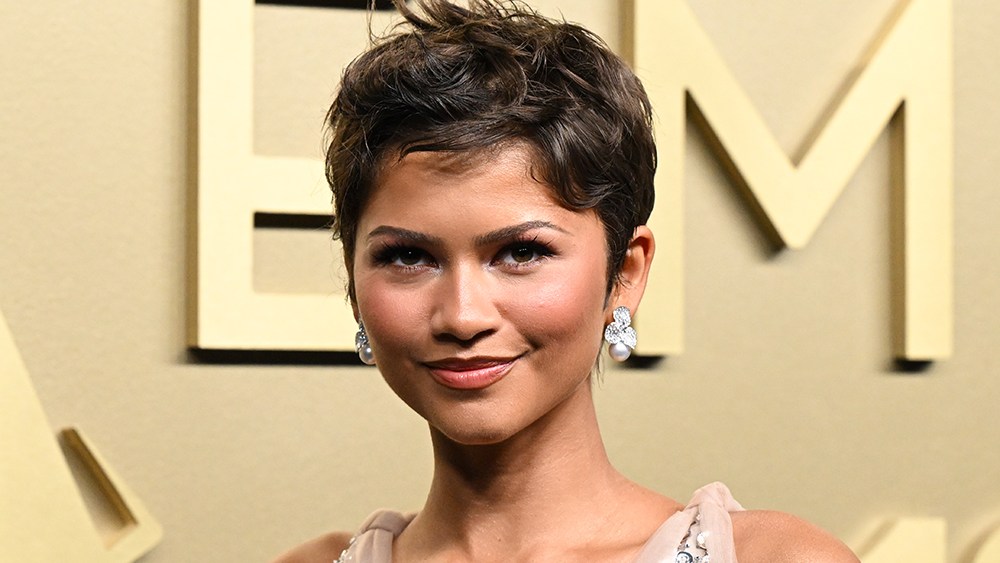 Zendaya تلعب دور البطولة في فيلم الخيال العلمي Alex Garland في A24