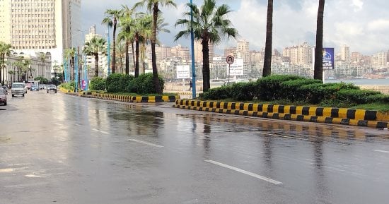 أمطار وغيوم وانخفاض درجات الحرارة.. تقلبات جوية تضرب الإسكندرية.. فيديو