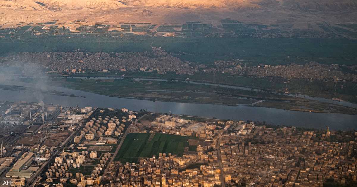 مصر.. ضبط 56 قطعة سلاح آلي داخل قطار متجه إلى القاهرة