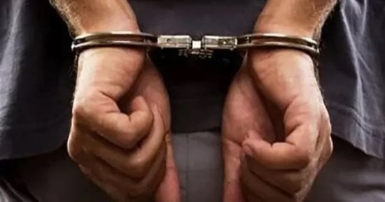 حبس عامل خردة لاتهامه بسرقة بضائع من أمام محل بمدينة نصر