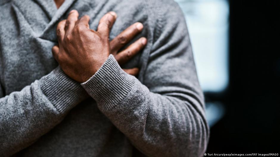 قلب المرأة ليس كقلب الرجل.. لماذا تحتاج النساء طباً مختلفاً؟