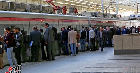 اعرف المواعيد الجديدة لـ«قطار العاصمة» LRT وامتداد تشغيله لمنتصف الليل