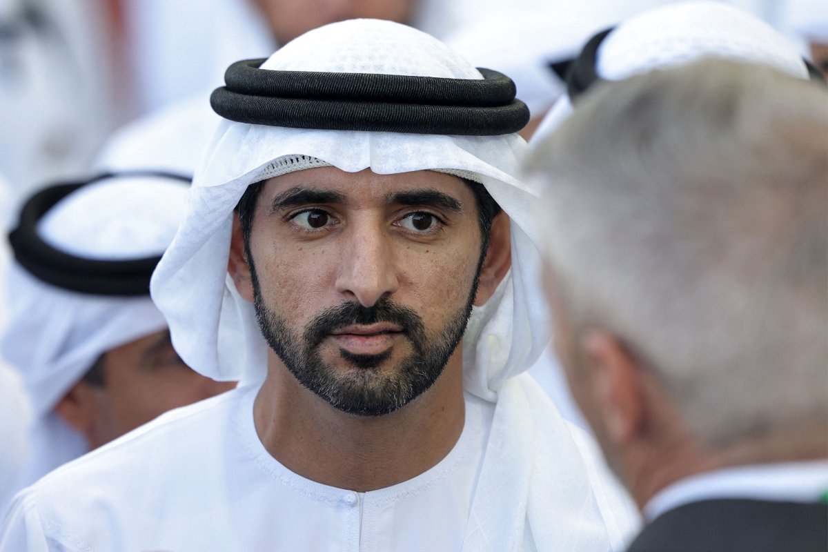 أمير سعودي يُشيد بشعر ولي عهد دبي ويُحذّر الشباب