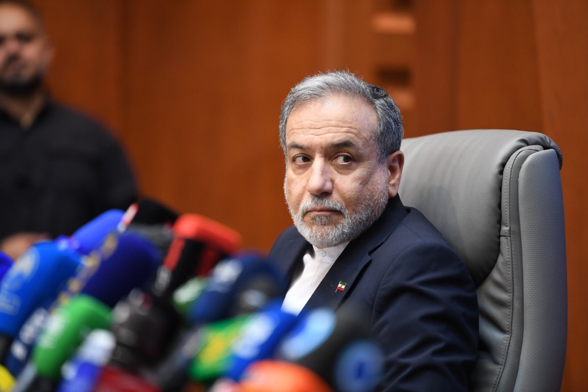 طهران تتهم واشنطن بإعاقة الدبلوماسية
