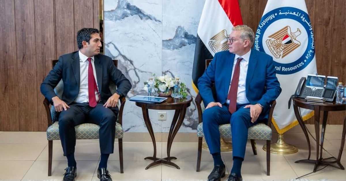 مصر و"فيرتيغلوب" تبحثان إنشاء مجمع للأسمدة الفوسفاتية