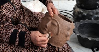 5 نوفمبر.. انطلاق مهرجان تونس للخزف والفخار بالفيوم