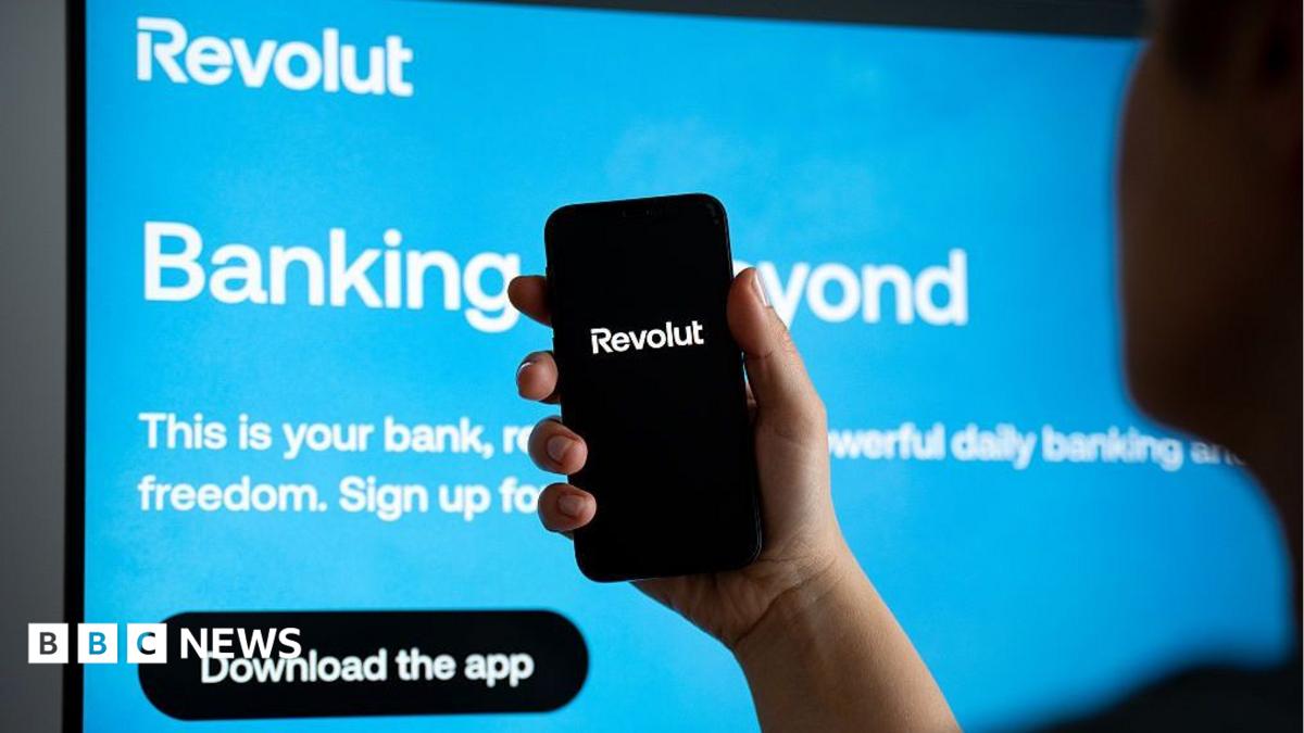 يصل انقطاع Revolut إلى "خدمات متعددة" حيث أبلغ آلاف المستخدمين عن مشكلات في التطبيق